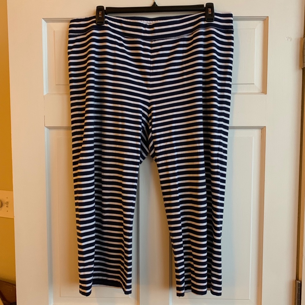 Weekends by Chico’s crop pants